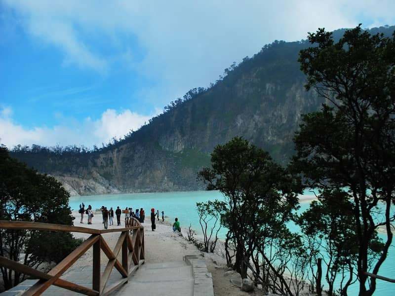 Trải nghiệm khó quên tại hồ nước Kawah Putih