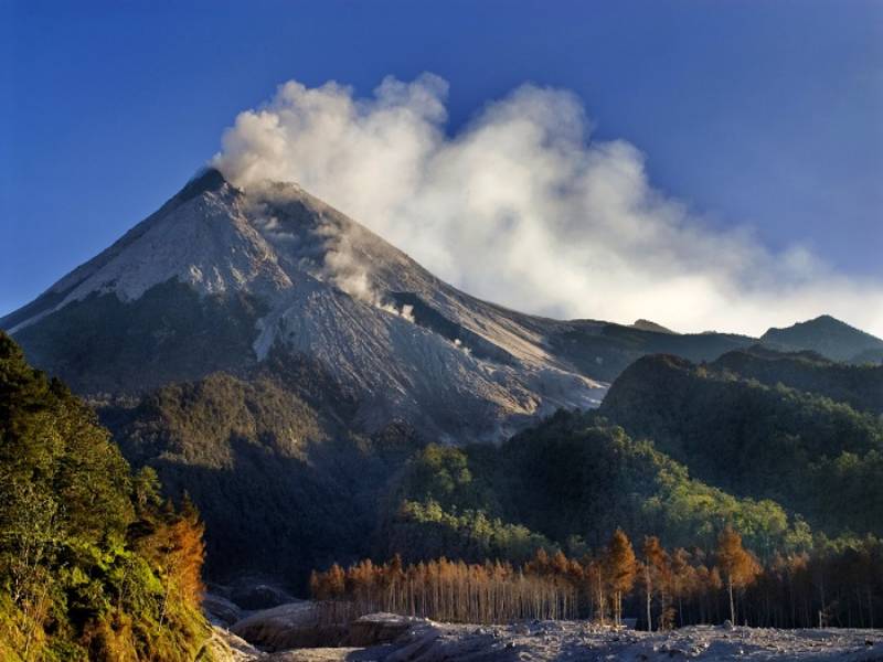 Krakatoa là điểm đến hấp dẫn của khách du lịch